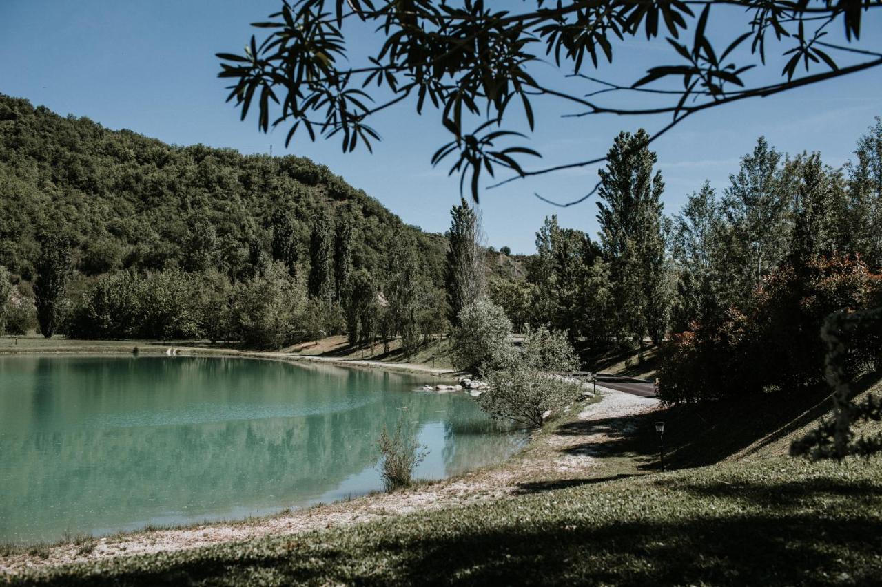 L'Anfora Country Club Bed & Breakfast Basciano Exterior photo