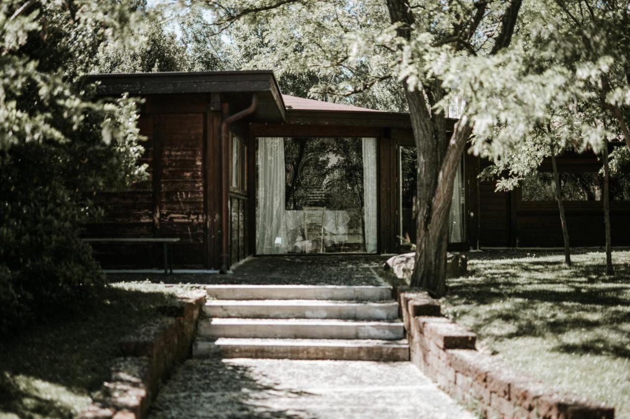L'Anfora Country Club Bed & Breakfast Basciano Exterior photo